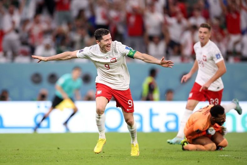 Arabia Saudita no pudo contra Polonia, que fue justa ganadora.