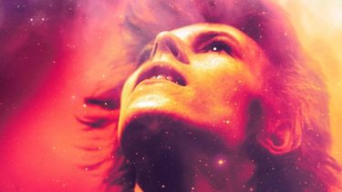 Se estrena en Cine Universidad el documental dedicado a David Bowie: “Moonage Daydream”.