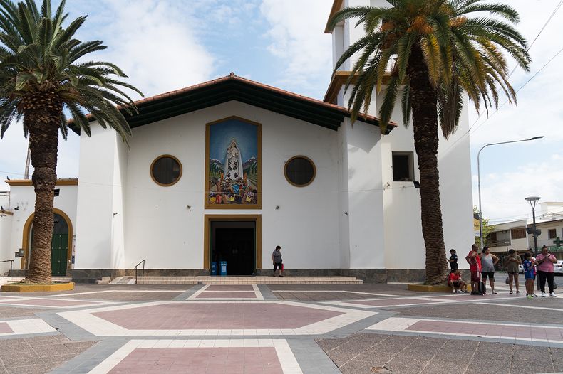 Cuándo cae Semana Santa 2025 un fin de semana largo para desconectar