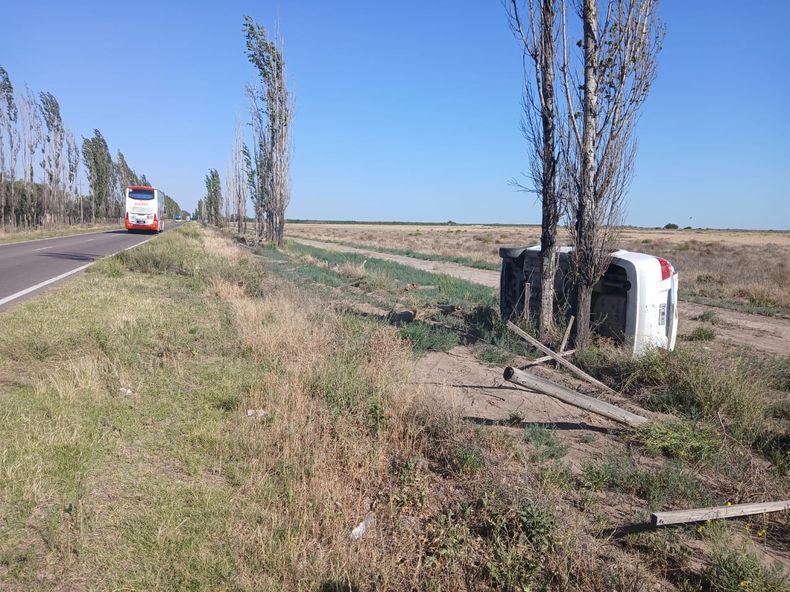 Ambos ocupantes resultaron con politraumatismos leves