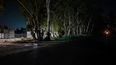 Vecinos de Guaymallén denuncian que el acceso a un barrio lleva años sin iluminación.