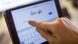 Para Europa, la publicidad en Google viola la competencia