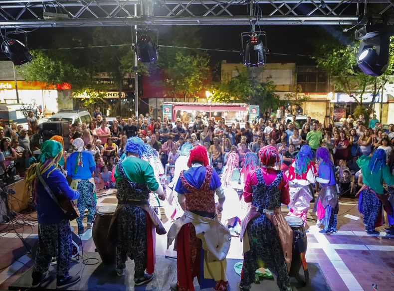 Maipú Municipio propone el Festival Cuatro Esquinas en la Plaza Departamental