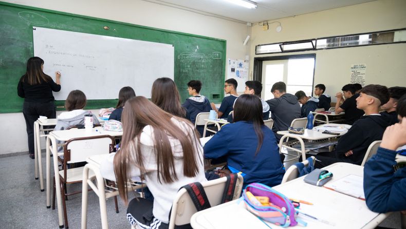 Ingreso a la UNCuyo para mayores de 25 años sin secundario: requisitos y fecha límite.