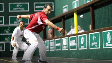 El Club Mendoza de Regatas vive una semana histórica con la disputa del Mundial de Pelota mano. El Club Mendoza de Regatas vive una semana histórica con la disputa del Mundial de Pelota mano.