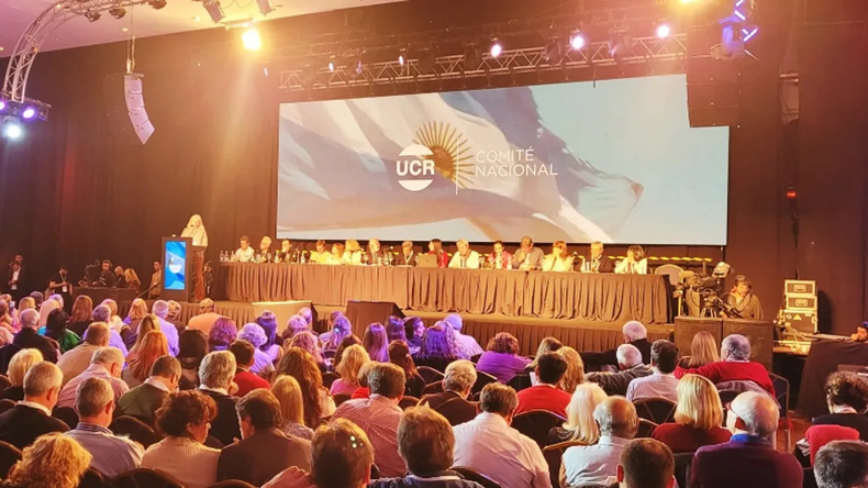 La convención radical propone ampliar integrantes de frente opositor camino a las PASO 2023