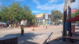 Corte de calle en la Ciudad de Mendoza.