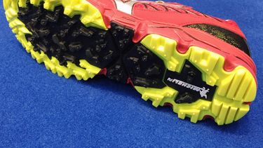 Mizuno revoluciona con suelas Michelin