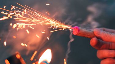 Pirotécnica prohibida en Lavalle. Pirotécnica prohibida en Lavalle.