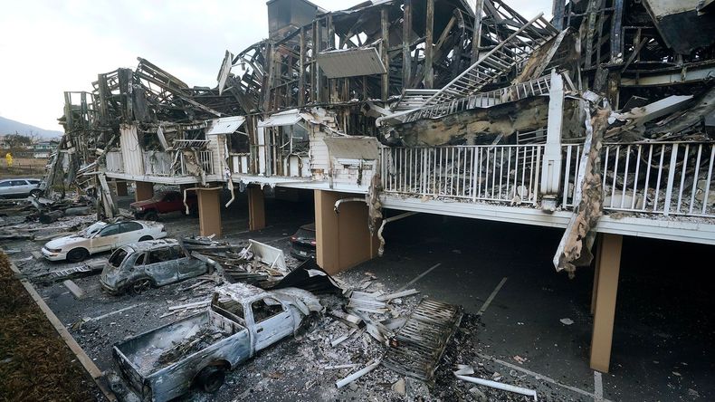 Cifra de muertes por incendio de Haw&aacute;i supera las 100.