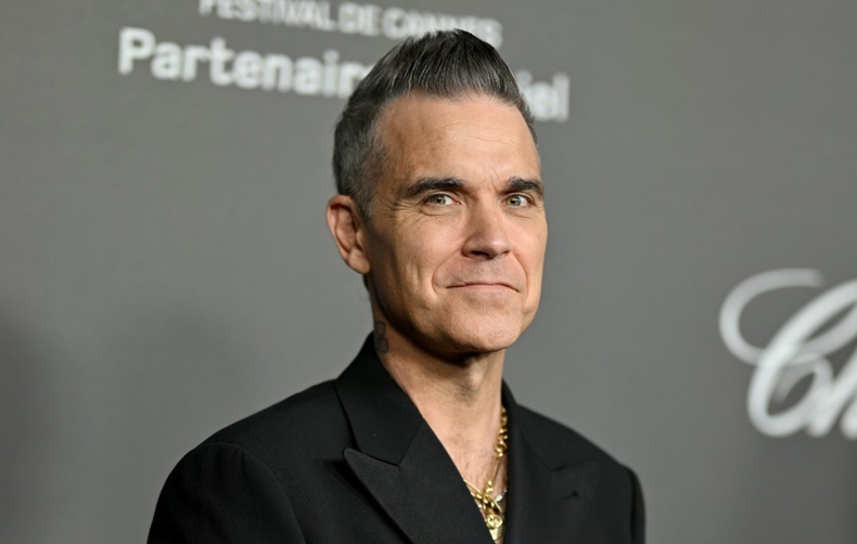 Robbie Williams, entre excesos y reflexiones: 