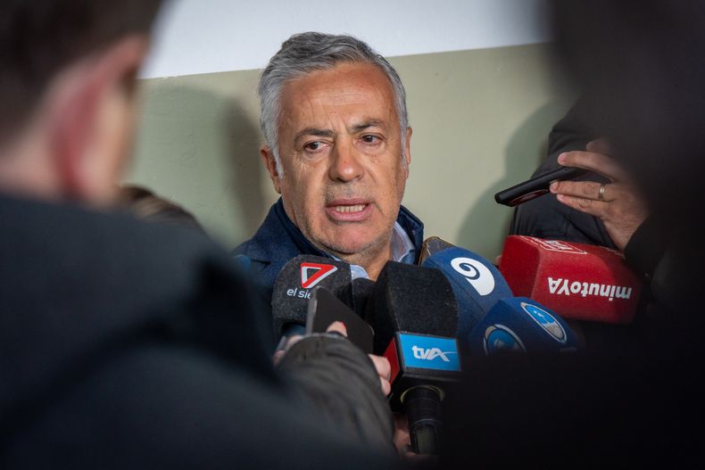 Alfredo Cornejo le respondió a la oposición las críticas por el traspaso de rutas nacionales y explicó cómo será el reembolso