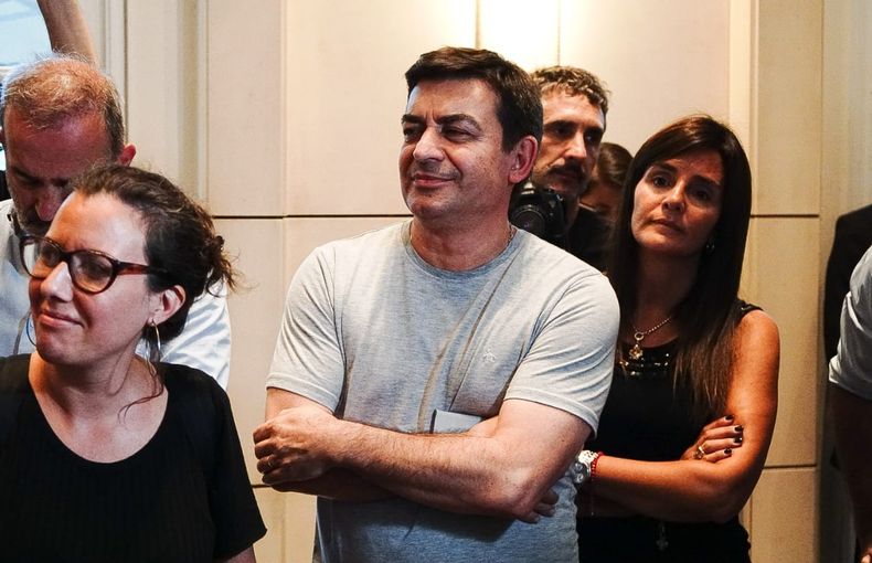 De Marchi acompañó a Larreta, pero no participó de la conferencia, en la que los radicales le pidieron definiciones respecto a su pertenencia a Cambia Mendoza