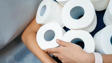 Tiktok: el ingenioso truco para poder ahorrar papel higiénico.