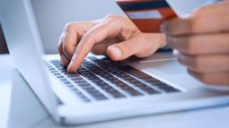 La posibilidad de comprar vino online con descuentos y en cuotas, la propuesta del nuevo Cyberwine