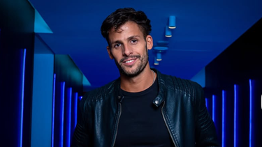 Allanaron la casa de un ex de Gran Hermano: denuncia que la policía le robó dinero