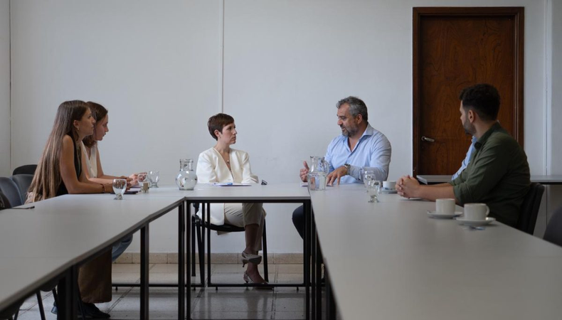 El acuerdo pone en marcha un programa provincial de recolección de Aceite Vegetal Usado (AVU).