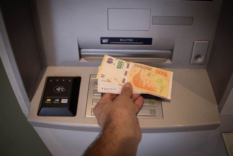 El 10 de abril habrá un paro de la CGT y los bancos en la provincia de Mendoza no atenderán, debido a la adhesión de la Asociación Bancaria.