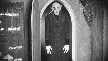 Esta noche, se podrá ver Nosferatu, con música interpretada en vivo por Jorge Martín.
