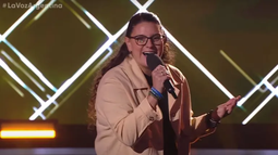 Una ex monja cordobesa sorprendió en La Voz Argentina con un clásico folclórico