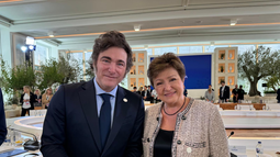 Javier Milei y Kristalina Georgieva. el Fondo celebró la Ley Bases pero advierte que no alcanza.