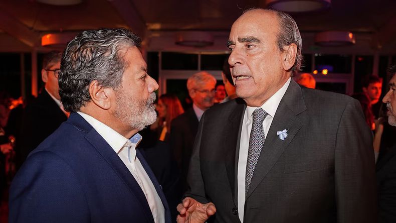 La CGT y el Gobierno se reunieron para limar asperezas.