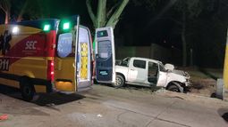 Dos hombres resultaron heridos en Luján de Cuyo tras chocar contra un colectivo