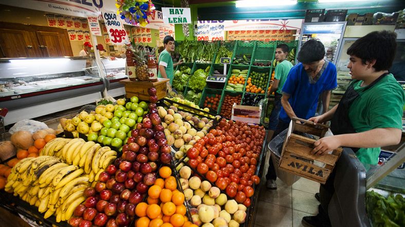 En mercados cooperativos de frutas y verduras de Mendoza ya se encuentra la producción estacional de zapallo, zanahoria y lechuga.