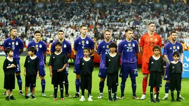 Los argentinos banca al equipo nacional.