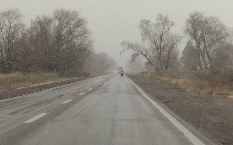 Las bajas temperaturas dejaron escenarios típicos del invierno.