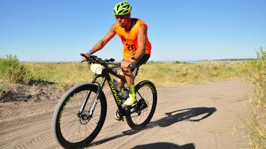 El Tetratlón de San Rafael celebrará sus 30 años este domingo 25 de enero en El Nihuil, con sus grandes protagonistas en la línea de largada. El Tetratlón de San Rafael celebrará sus 30 años este domingo 25 de enero en El Nihuil, con sus grandes protagonistas en la línea de largada.