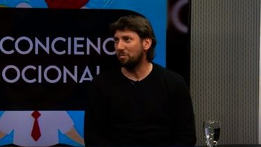 Alejandro Rozzi y algunos tics sobre salud mental. Alejandro Rozzi y algunos tics sobre salud mental.