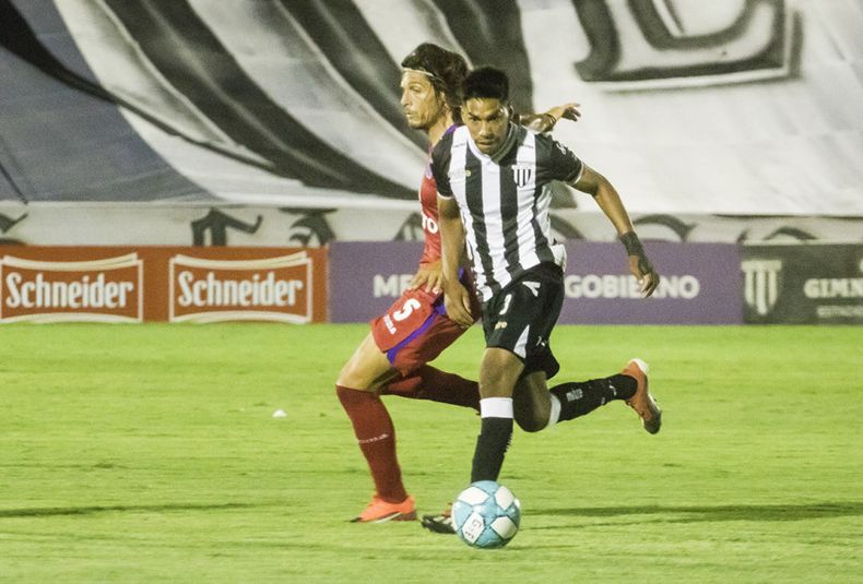 lobo, gimnasia y esgrima, carrizo