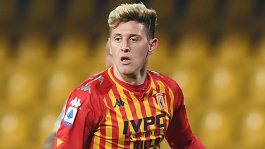 Adolfo Gaich lleva sus goles a Italia.