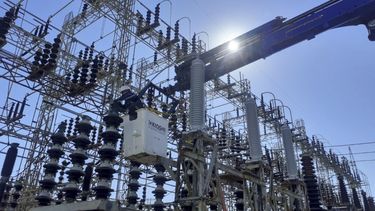 Consumo de electricidad sigue en alza por demanda de industria, comercios y usuarios residenciales