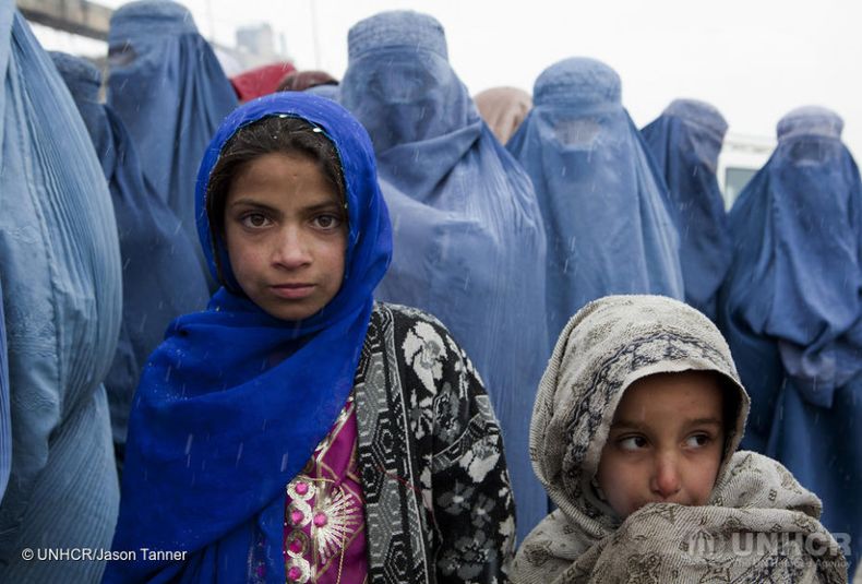mujeres, niñas, afganistan
