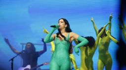 Dua Lipa en el Campo de Polo: la gran bestia pop azota Buenos Aires a puro baile.