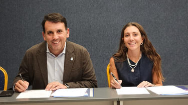 Tadeo García Zalazar firmó el acuerdo de cooperación institucional.