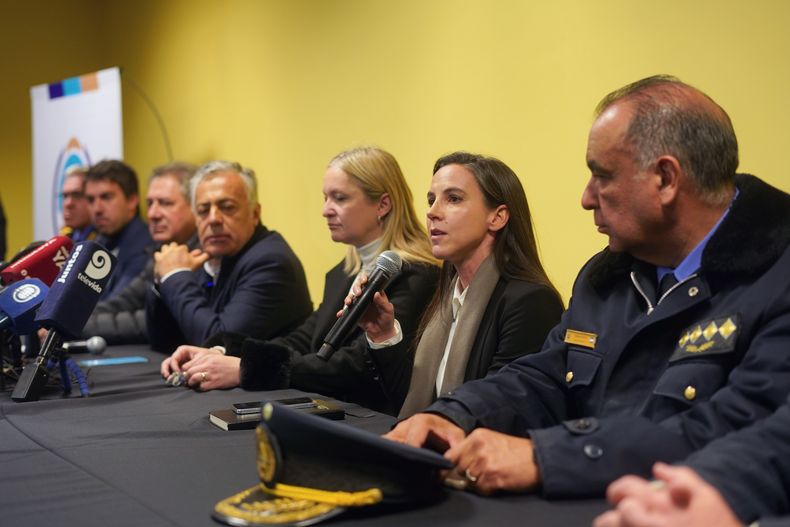 La ministra de Seguridad, María Mercedes Rus, en conferencia de prensa.&nbsp;