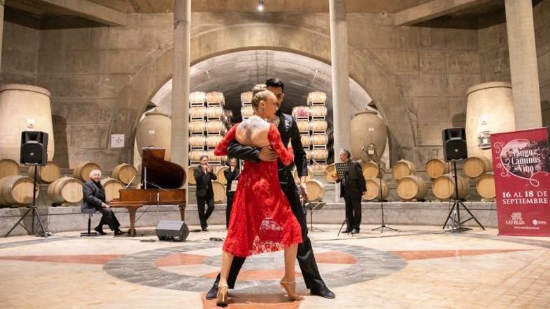 Se presentó la XIV edición de Tango por los Caminos del Vino.