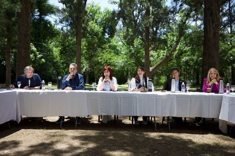 Cristina Fernández de Kirchner, Sergio Massa, Máximo Kirchner, Axel Kicillof, diciembre 2024.jfif