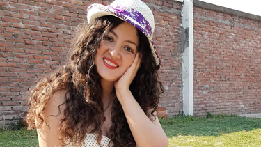 Una candidata salteña imitó a Shakira para criticar a Sáenz.
