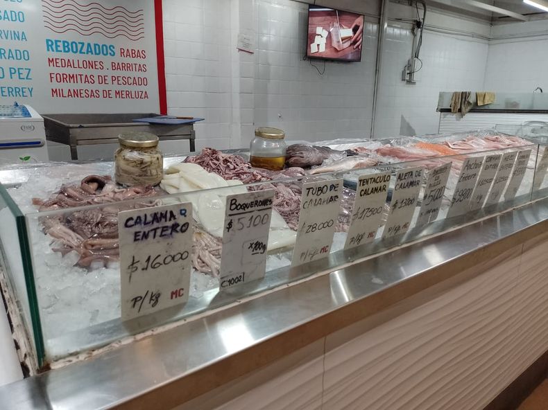 Hay una amplia oferta de piezas y precios. 