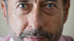 Guillermo Francella es la estrella en esta película de Netflix.