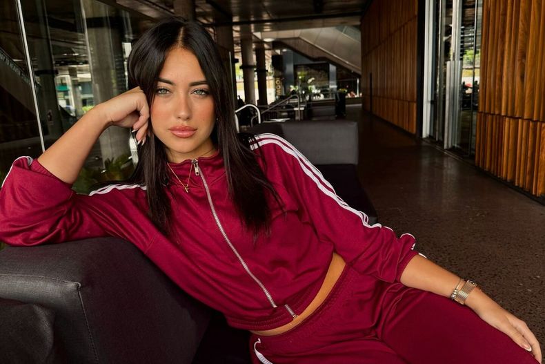 El radical cambio de look de Flor Regidor