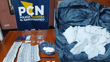 Parte de la cocaína incautada en el allanamiento en Guaymallén. Parte de la cocaína incautada en el allanamiento en Guaymallén.