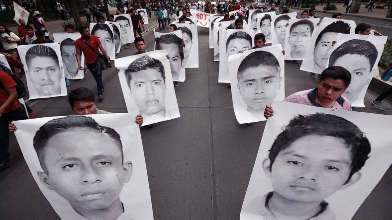 En Ayotzinapa, México, 43 estudiantes desaparecieron en el 2014.