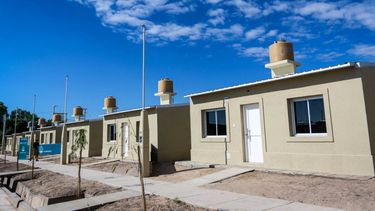 Sitio Andino | Rodoldo Suarez, entrega de casas las heras, ipv, instituto provincial de la vivienda