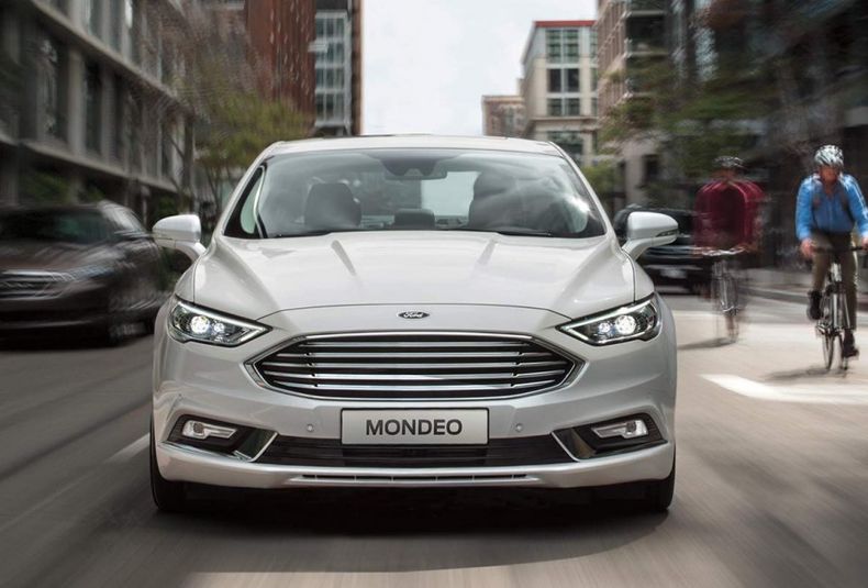 Frontal mondeo