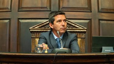 La respuesta de Andrés Lombardi tras ser denunciado por no reemplazar la banca de Janina Ortiz. La respuesta de Andrés Lombardi tras ser denunciado por no reemplazar la banca de Janina Ortiz.
